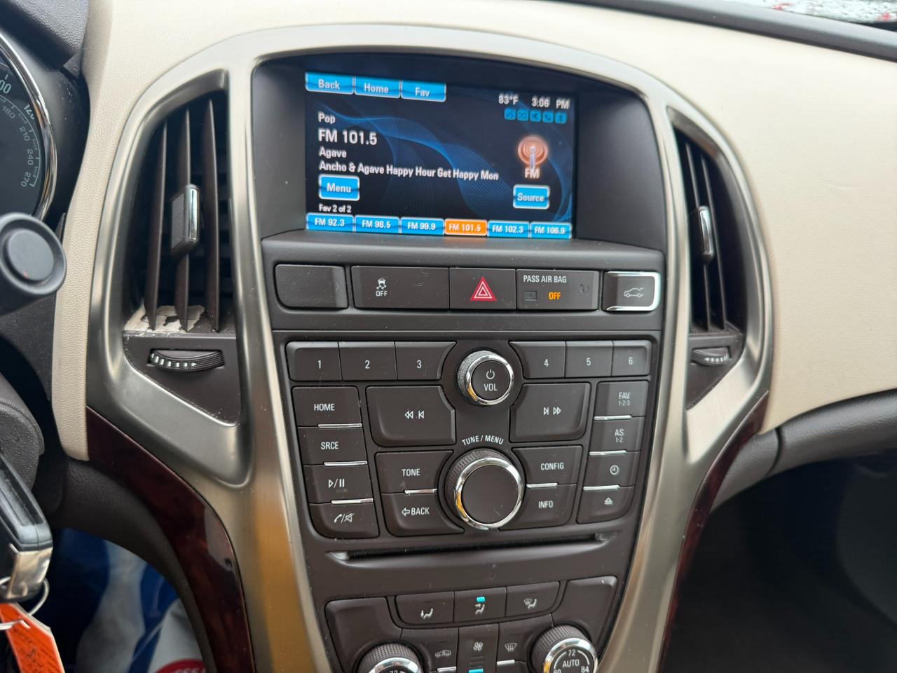 Buick Verano 4dr Sdn Convenience Group 2012