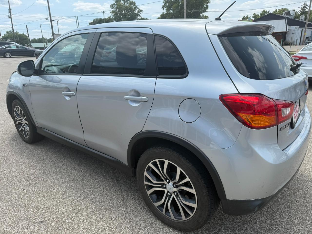 Mitsubishi Outlander Sport AWC 4dr CVT 2.4 ES 2016