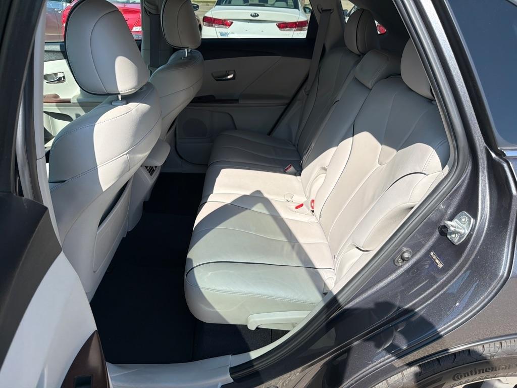 Toyota Venza 4dr Wgn I4 FWD (Natl) 2009