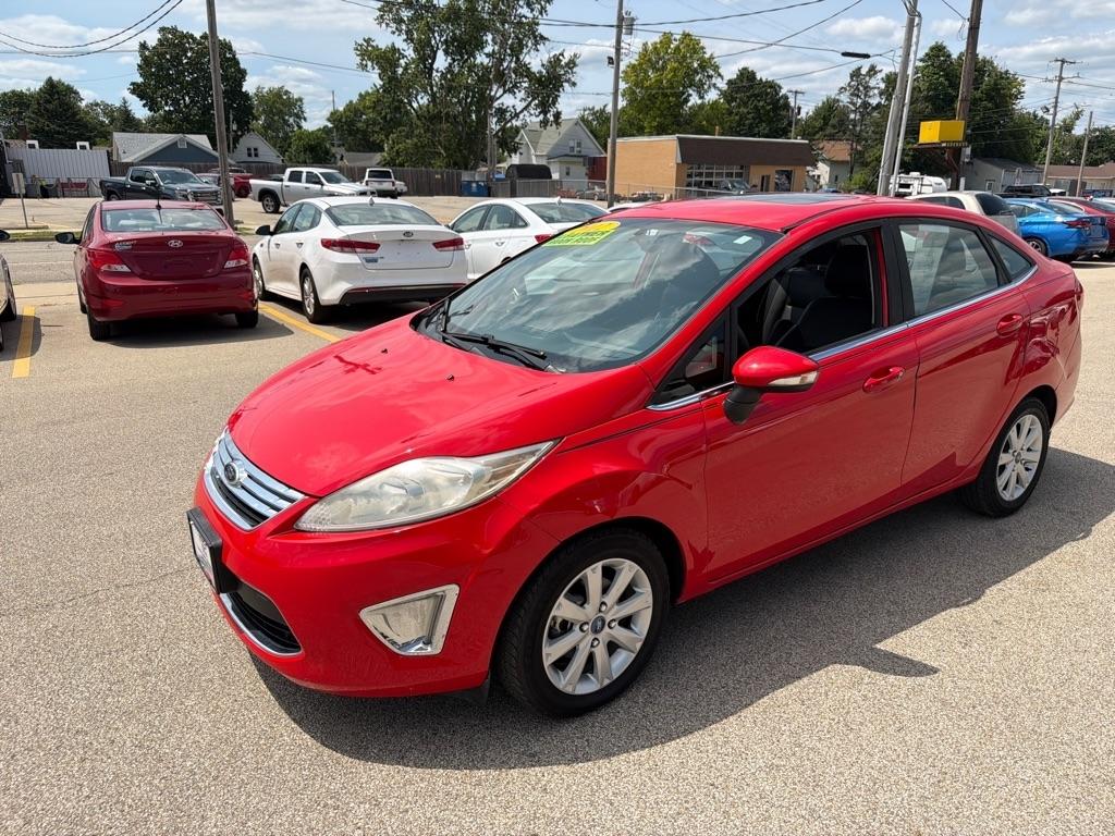 Ford Fiesta 4dr Sdn SEL 2012