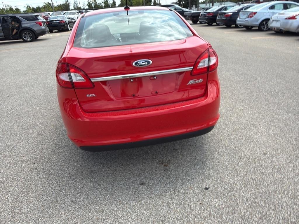 Ford Fiesta 4dr Sdn SEL 2012