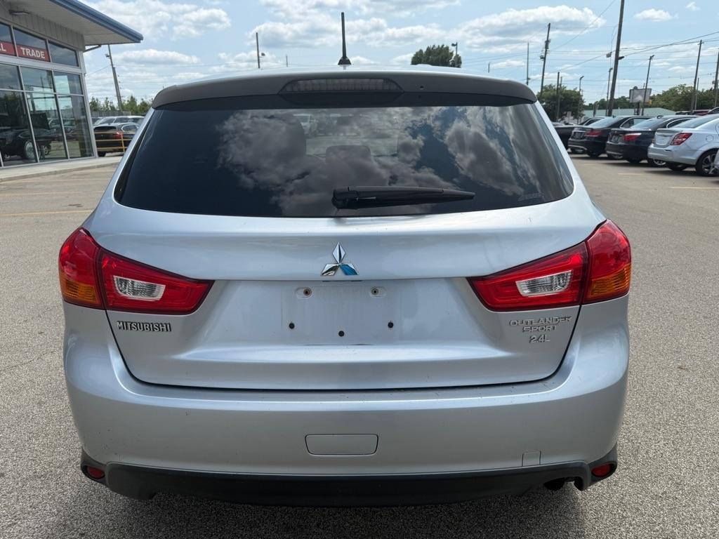 Mitsubishi Outlander Sport AWC 4dr CVT 2.4 ES 2016