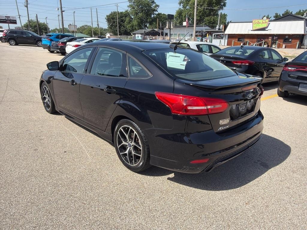Ford Focus 4dr Sdn SE 2016