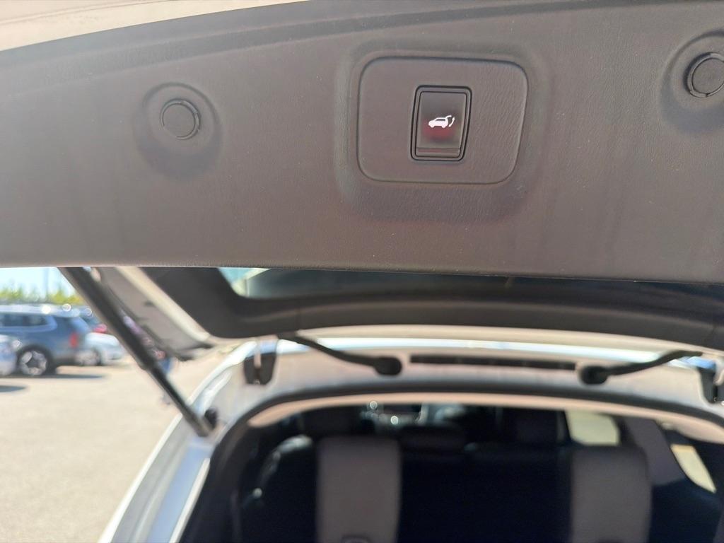 Nissan Pathfinder 4WD 4dr Platinum 2014