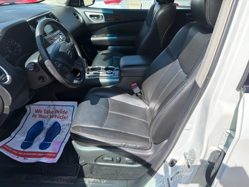 Nissan Pathfinder 4WD 4dr Platinum 2014