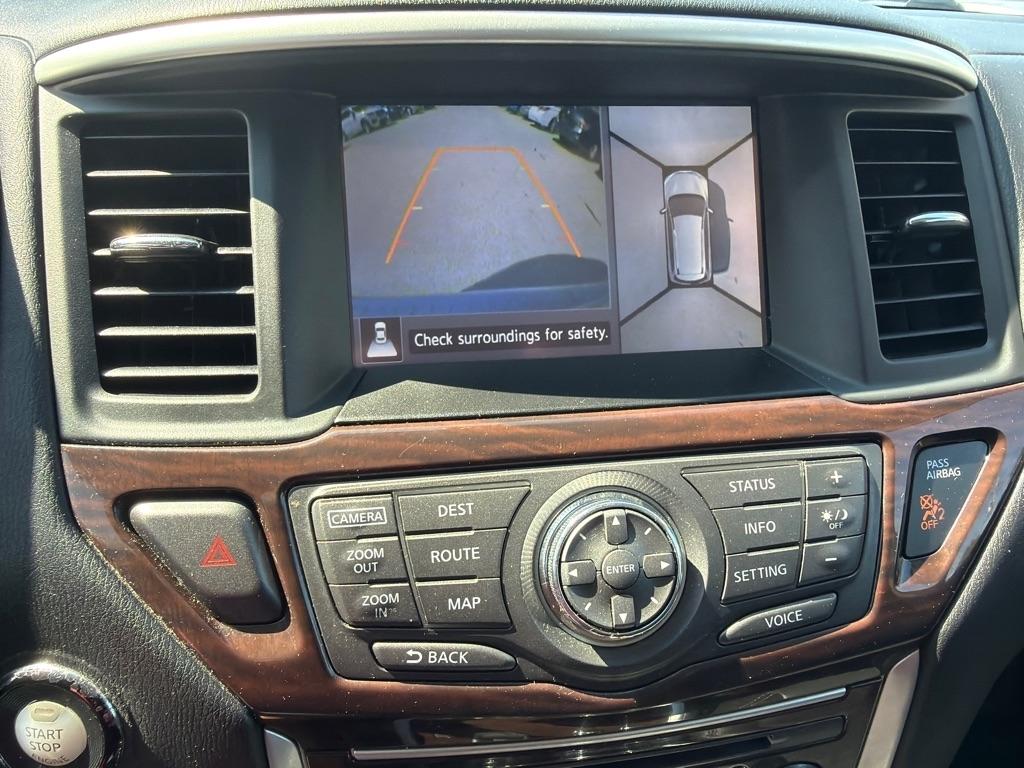 Nissan Pathfinder 4WD 4dr Platinum 2014