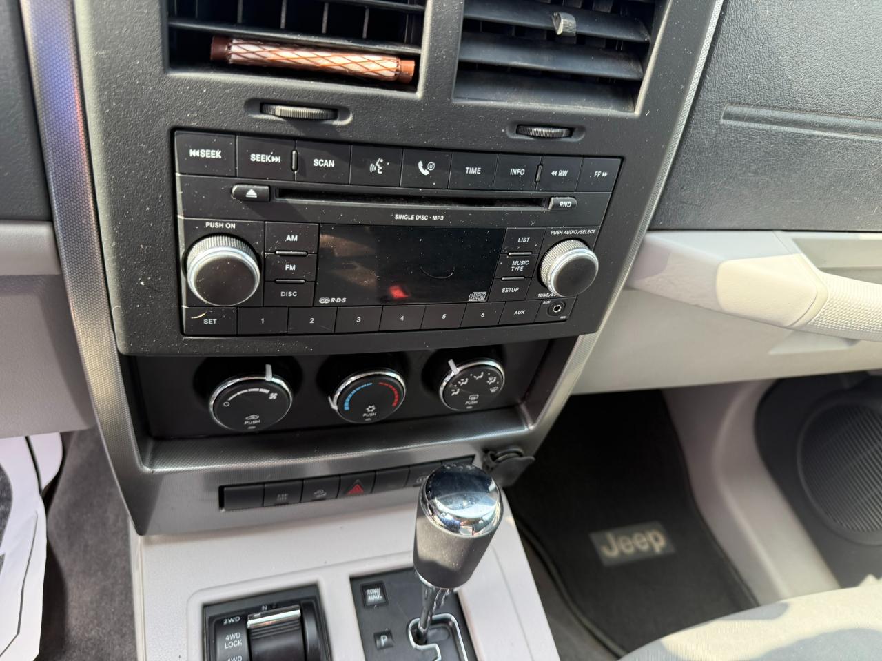 Jeep Liberty 4WD 4dr Sport 2008