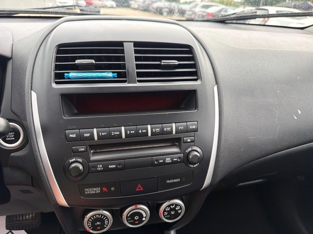 Mitsubishi Outlander Sport AWD 4dr CVT SE 2011