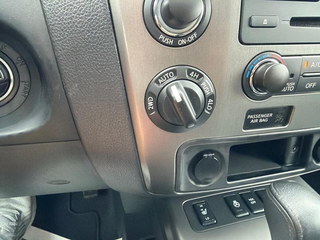 Nissan Armada 4WD 4dr LE FFV 2009