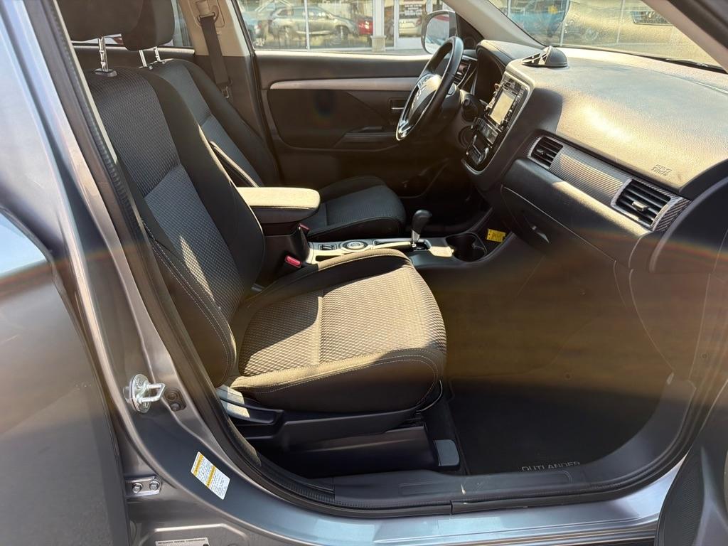 Mitsubishi Outlander AWC 4dr SEL 2016
