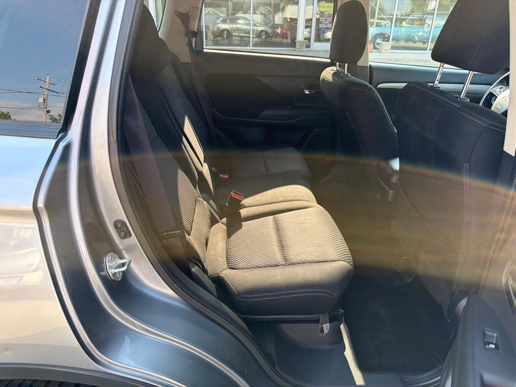 Mitsubishi Outlander AWC 4dr SEL 2016