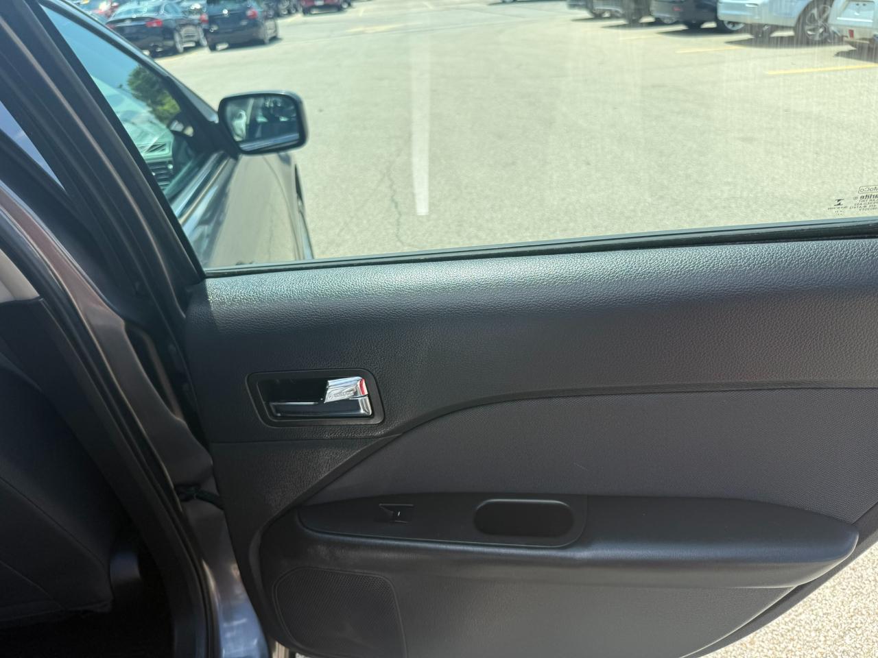 Ford Fusion 4dr Sdn SE FWD 2012