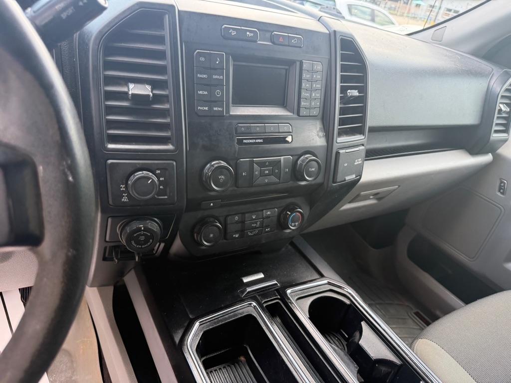 Ford F-150 4WD SuperCrew 145" King Ranch 2016