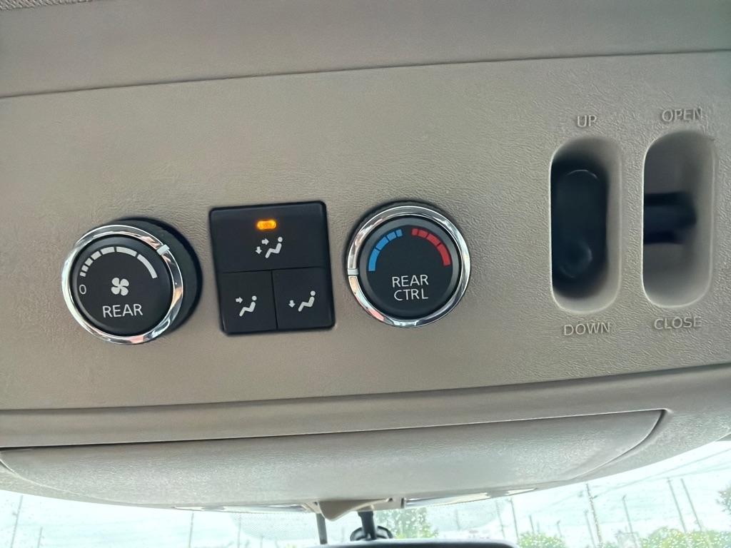Nissan Armada 4WD 4dr LE FFV 2009