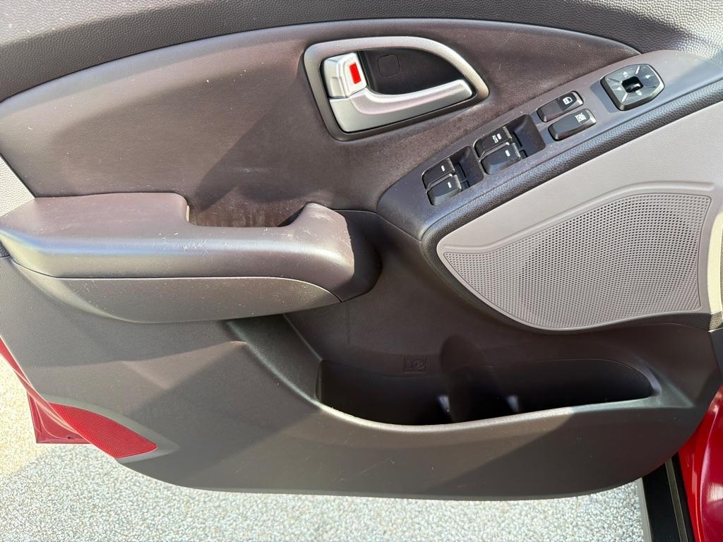 Hyundai Tucson FWD 4dr Auto GLS 2012