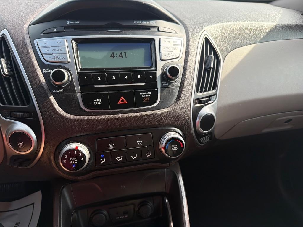 Hyundai Tucson FWD 4dr Auto GLS 2012