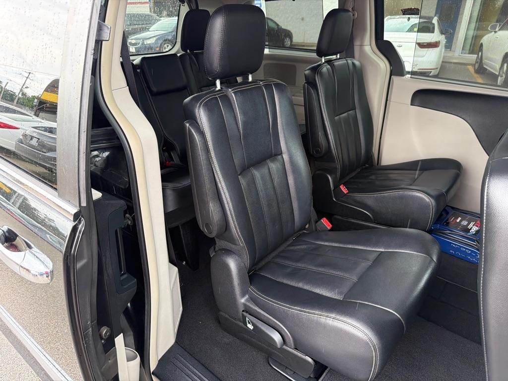 Chrysler Town & Country 4dr Wgn Touring 2015