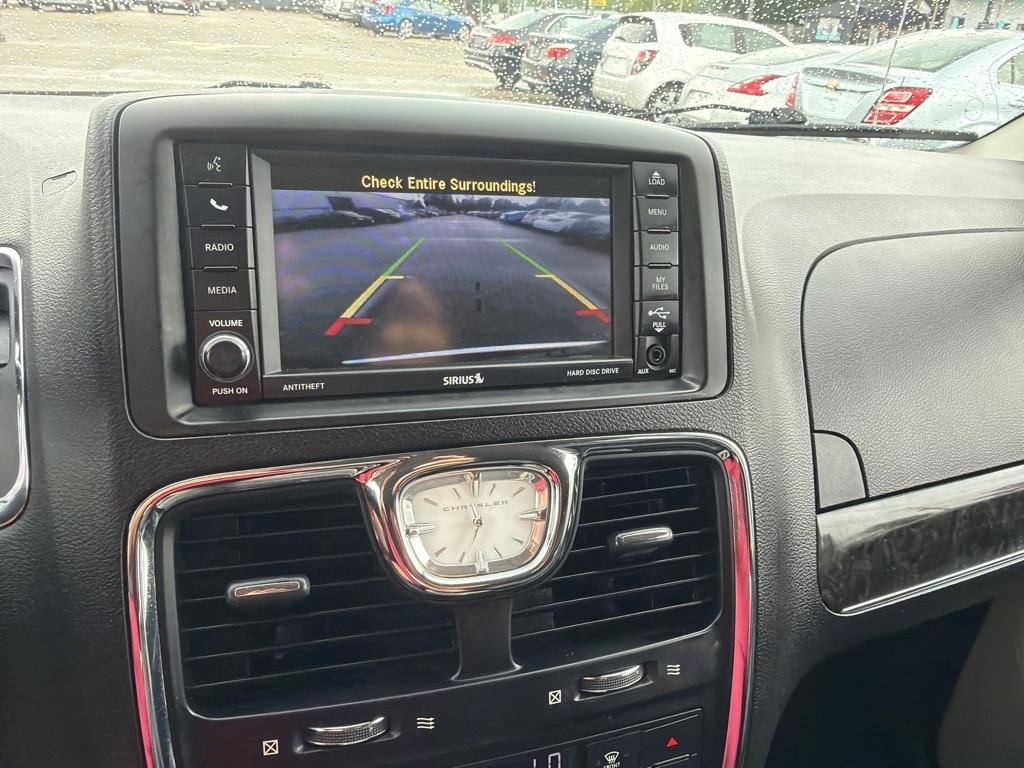 Chrysler Town & Country 4dr Wgn Touring 2015
