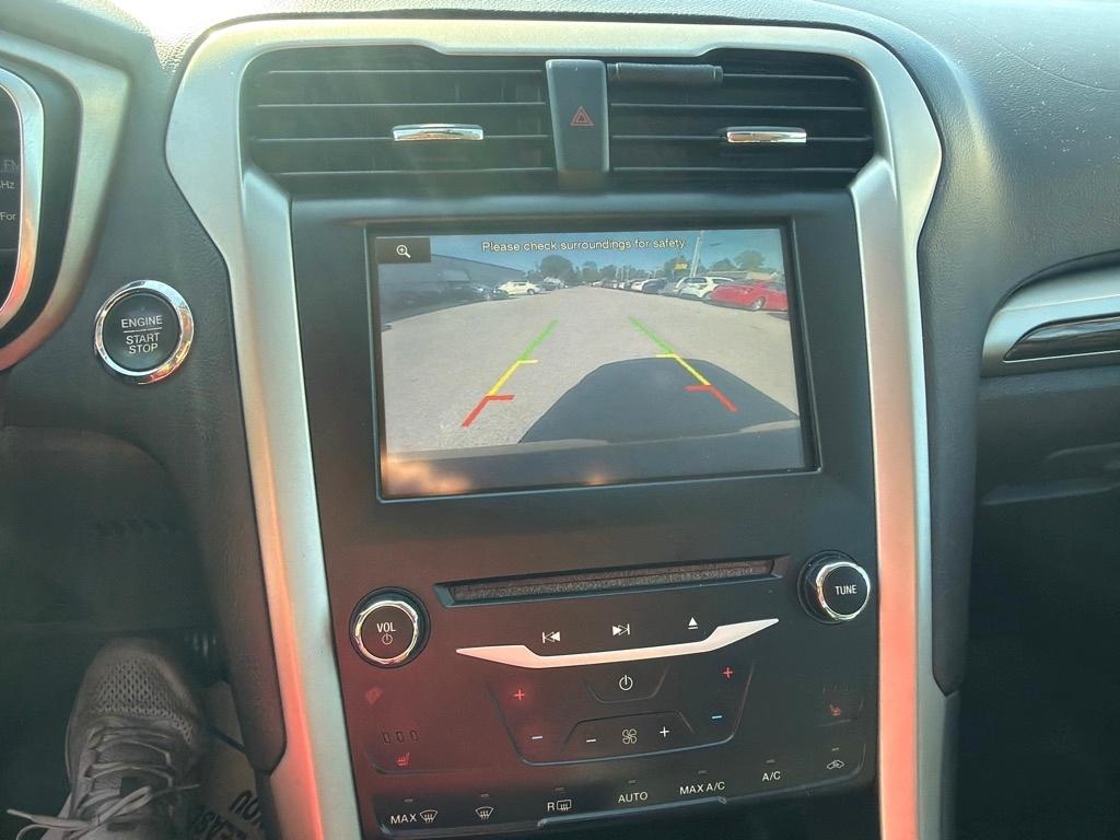Ford Fusion 4dr Sdn SE FWD 2014
