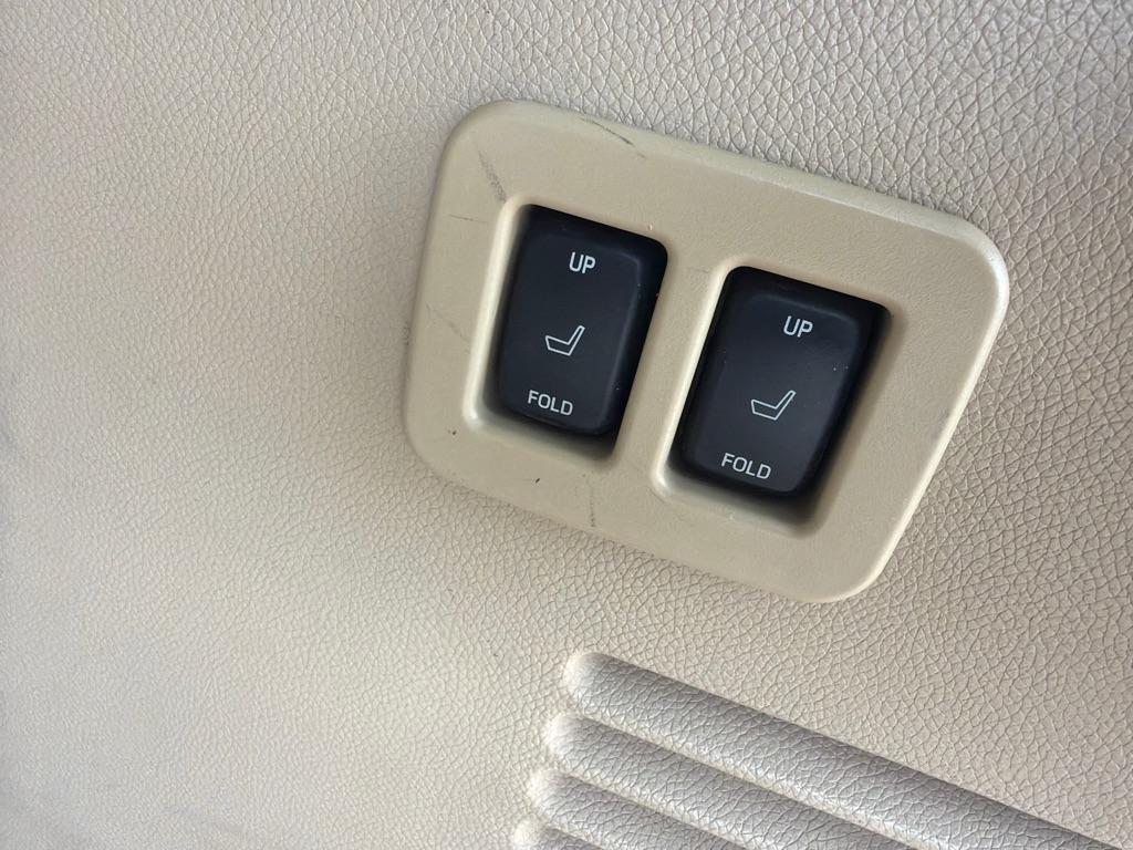 Ford Expedition EL 4WD 4dr King Ranch 2014