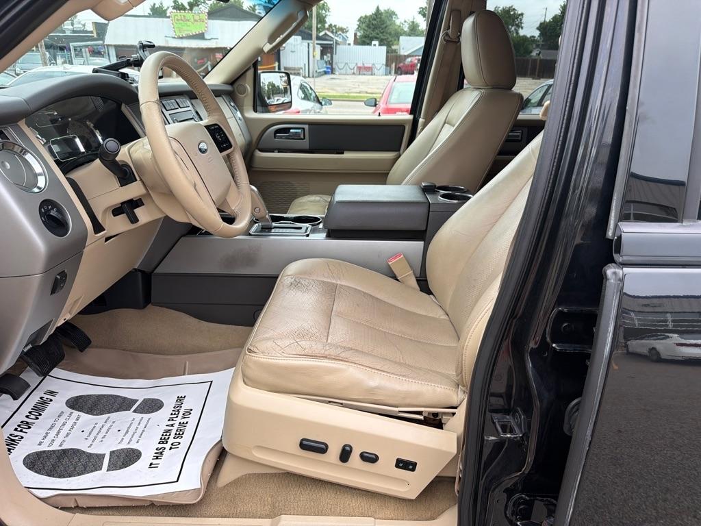 Ford Expedition EL 4WD 4dr King Ranch 2014