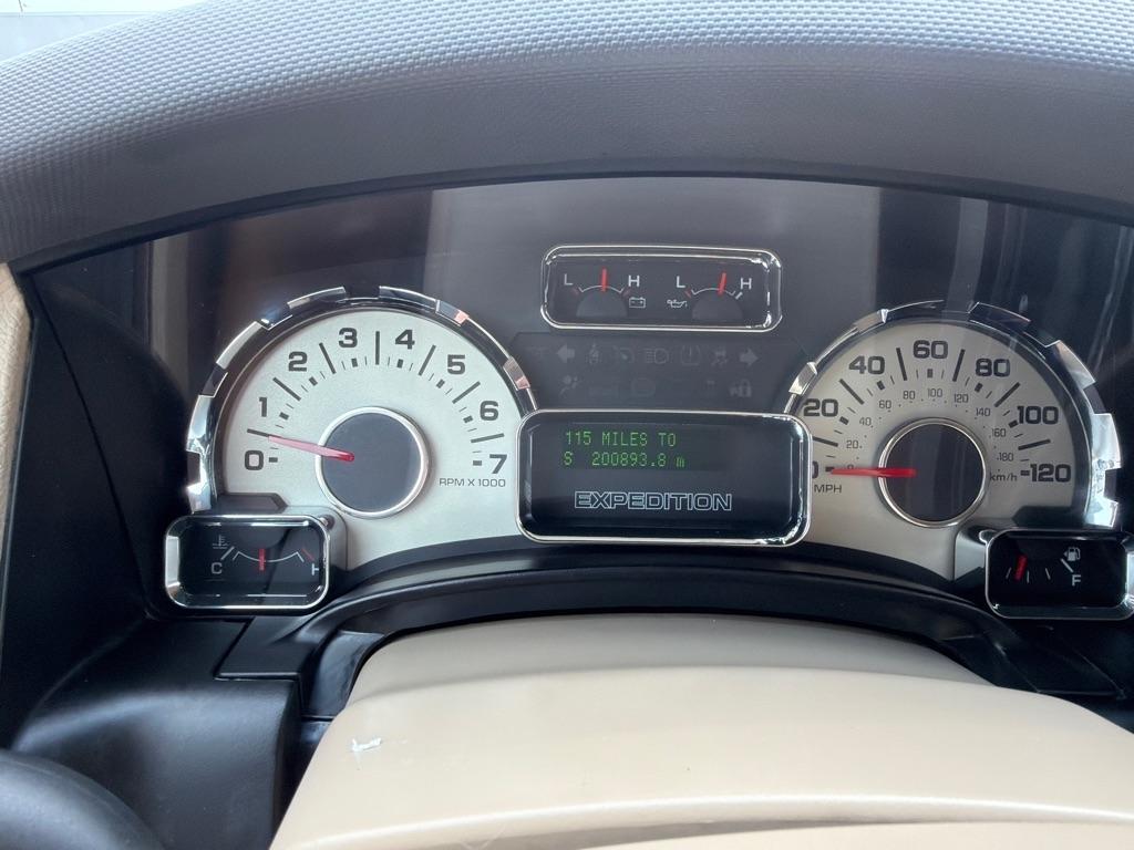 Ford Expedition EL 4WD 4dr King Ranch 2014
