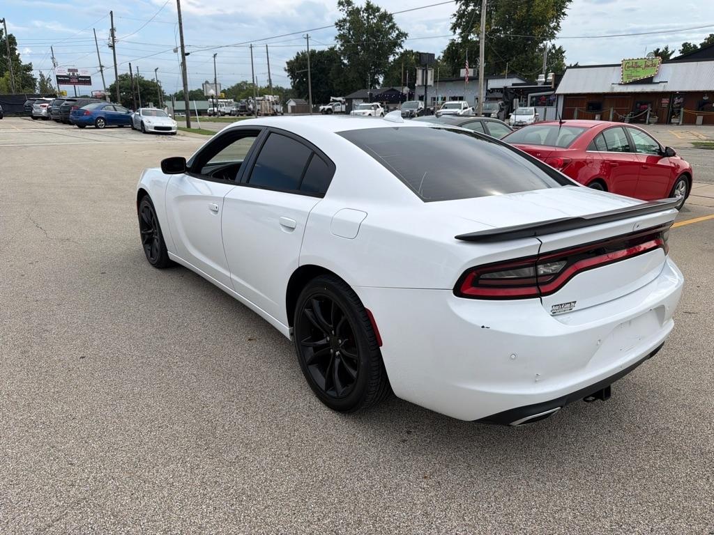 Dodge Charger 4dr Sdn R/T RWD 2016