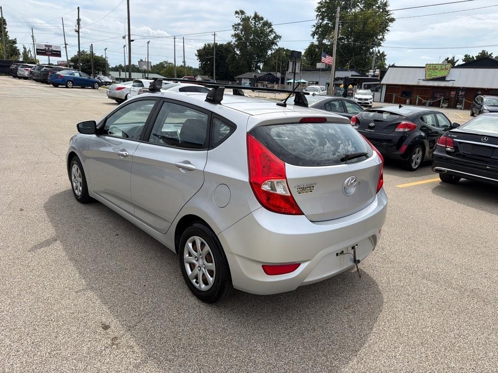 Hyundai Accent 5dr HB Auto GS 2012