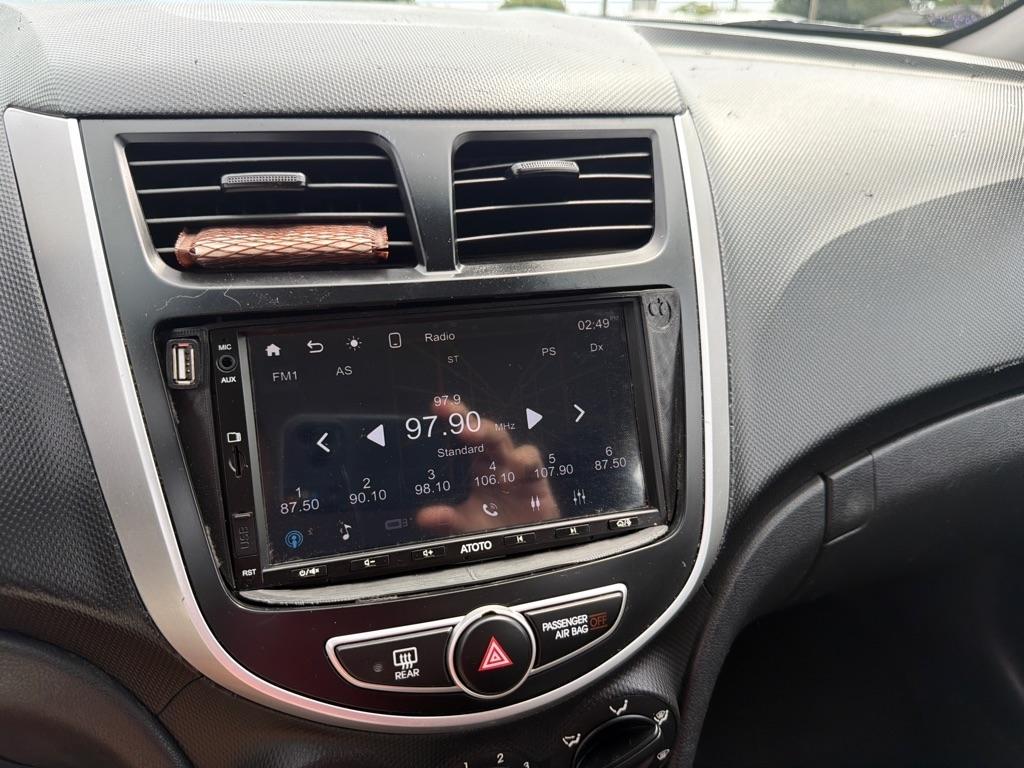 Hyundai Accent 5dr HB Auto GS 2012