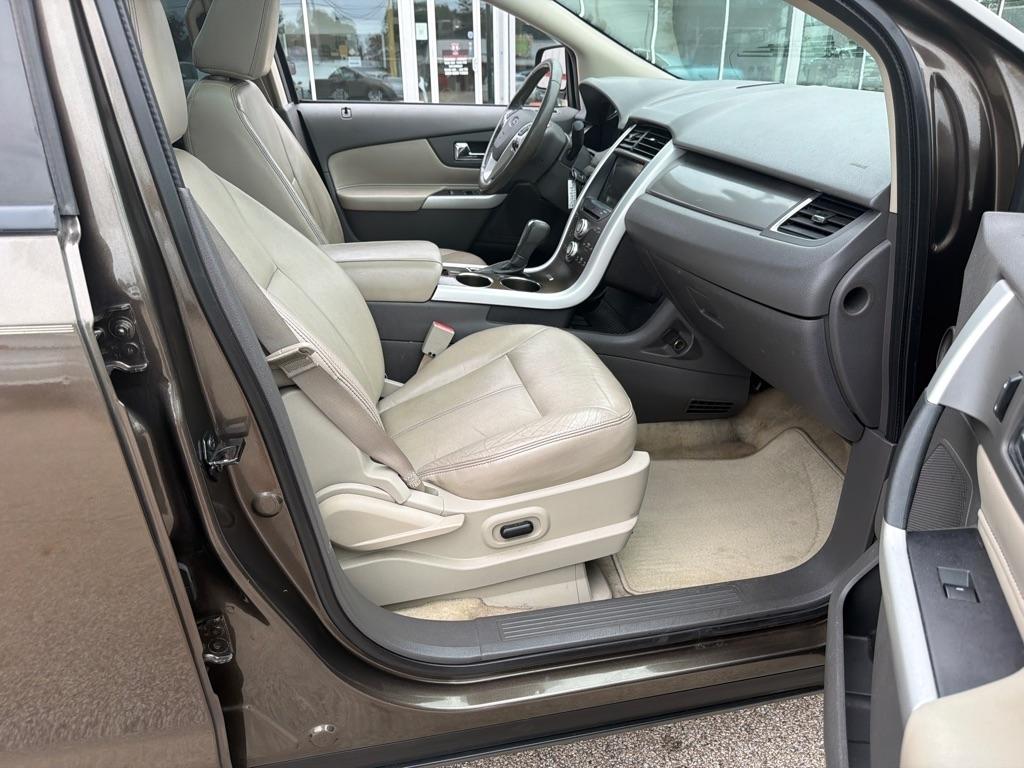 Ford Edge 4dr SEL FWD 2011