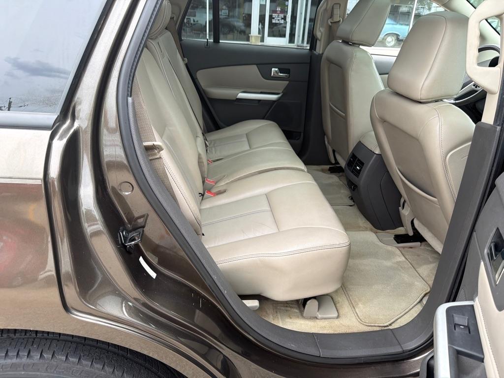Ford Edge 4dr SEL FWD 2011