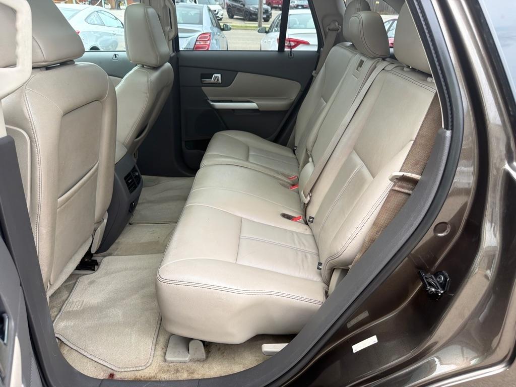 Ford Edge 4dr SEL FWD 2011