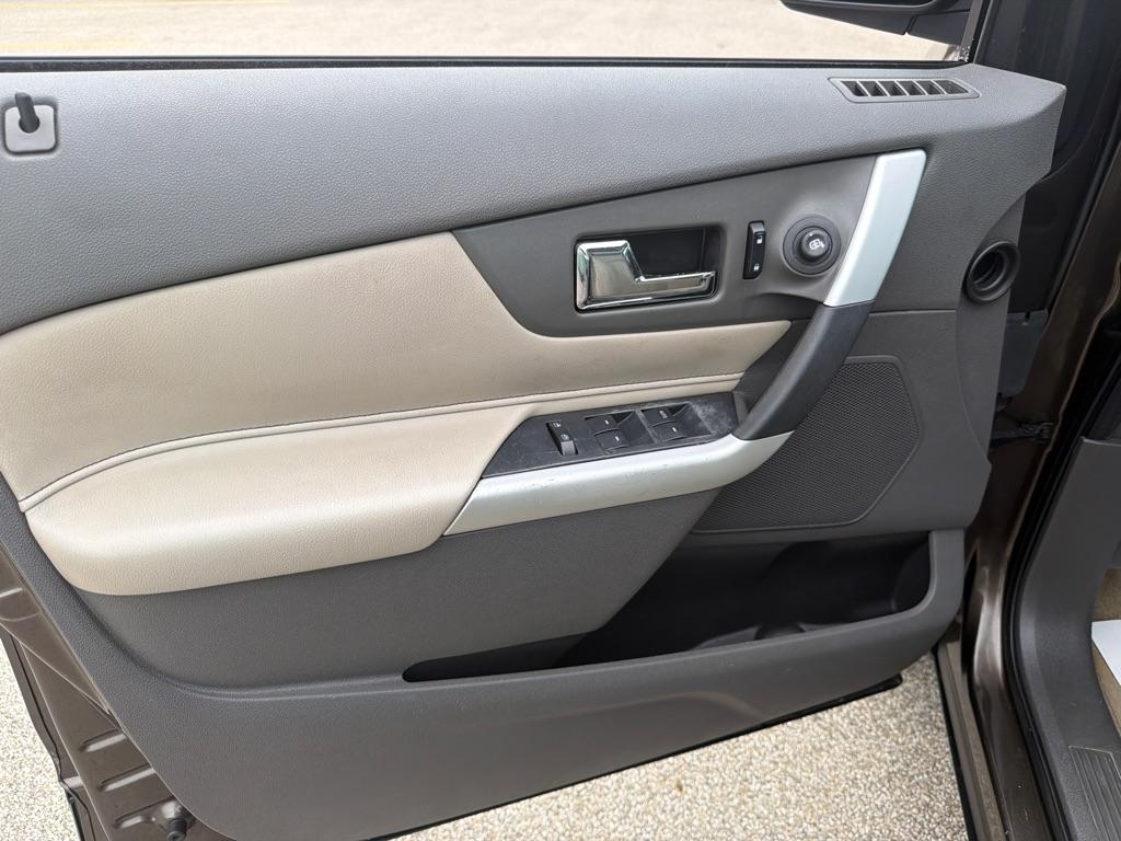 Ford Edge 4dr SEL FWD 2011