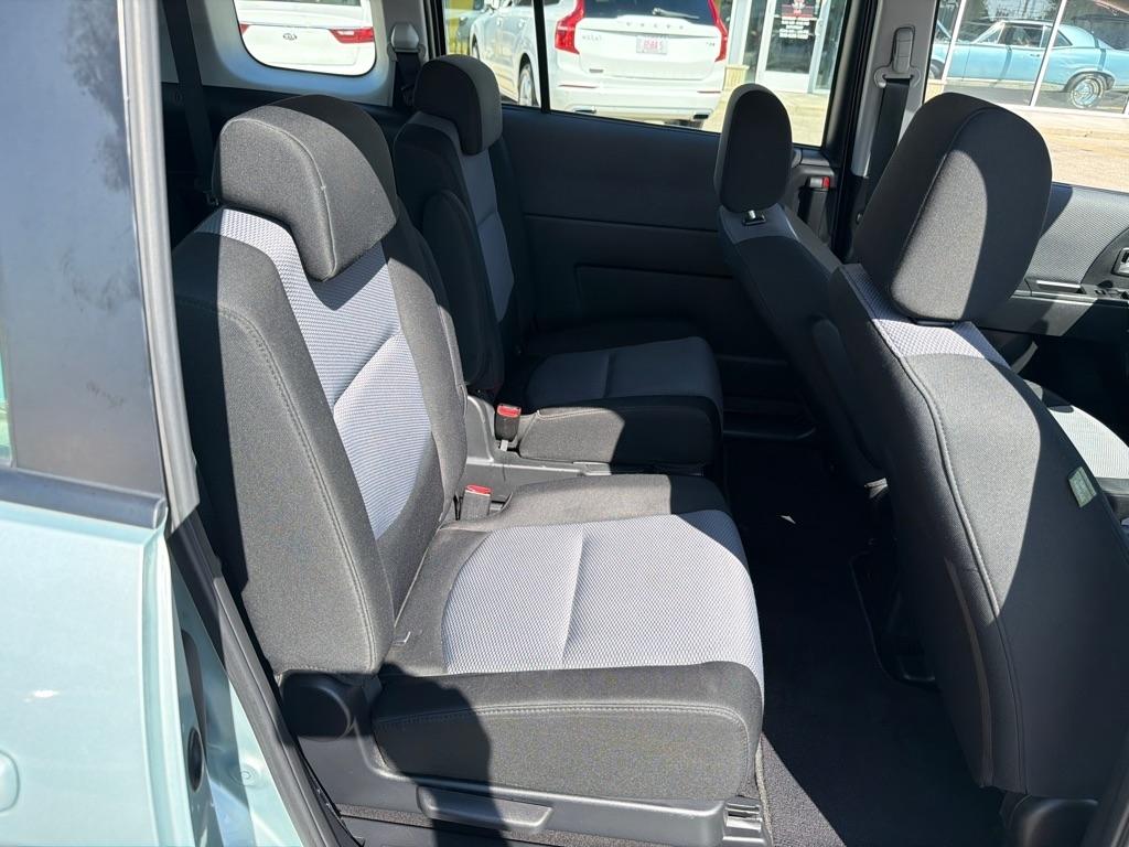 Mazda MAZDA5 5dr Sport Auto 2006