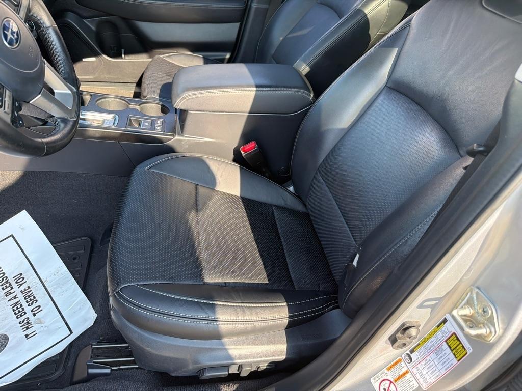 Subaru Outback 4dr Wgn 2.5i Limited 2015