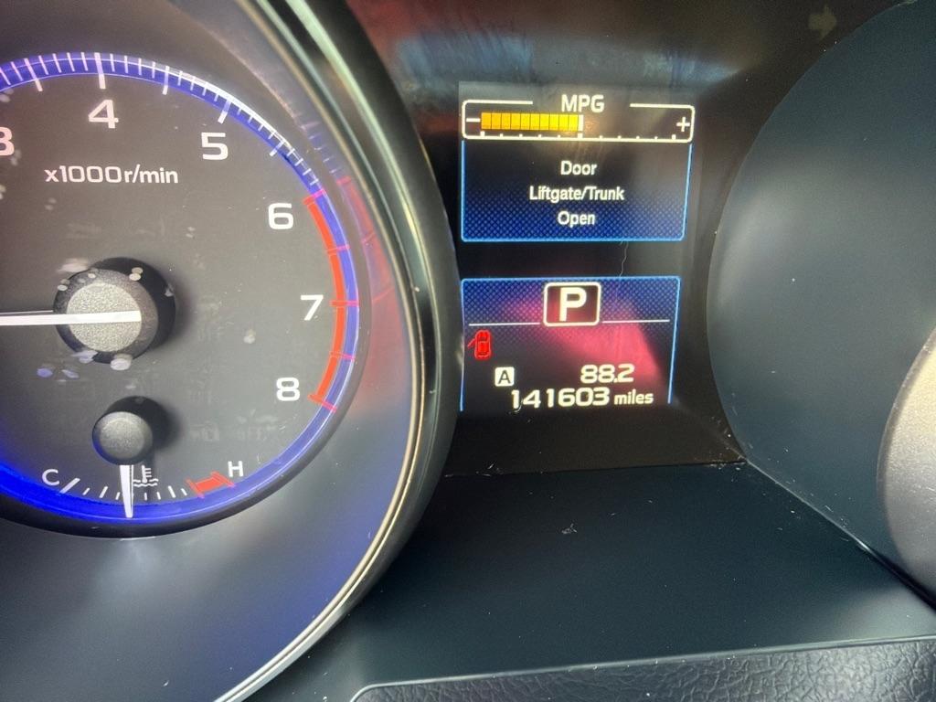 Subaru Outback 4dr Wgn 2.5i Limited 2015