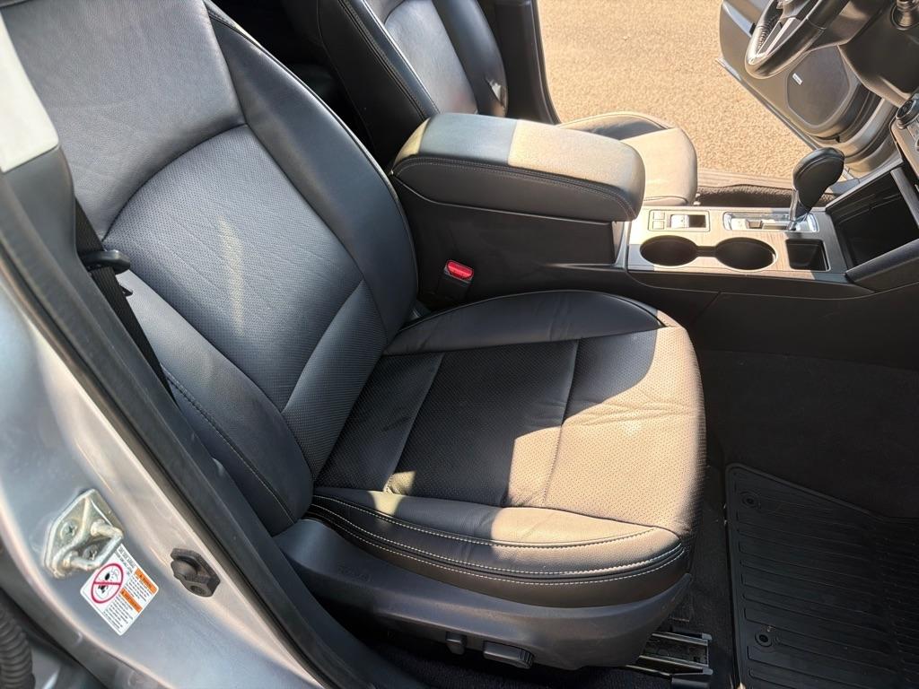 Subaru Outback 4dr Wgn 2.5i Limited 2015