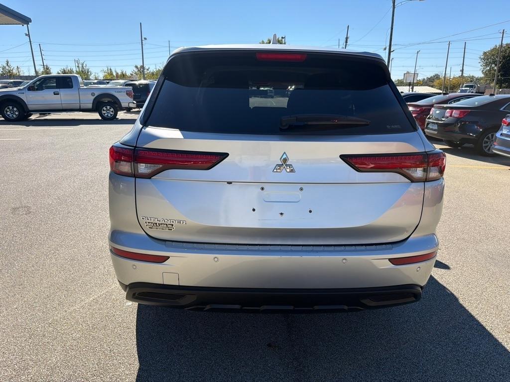 Mitsubishi Outlander ES S-AWC 2022