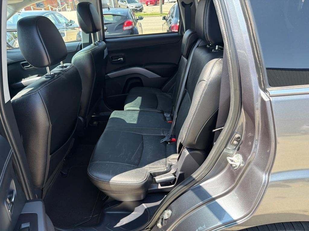 Mitsubishi Outlander 2WD 4dr GT 2012