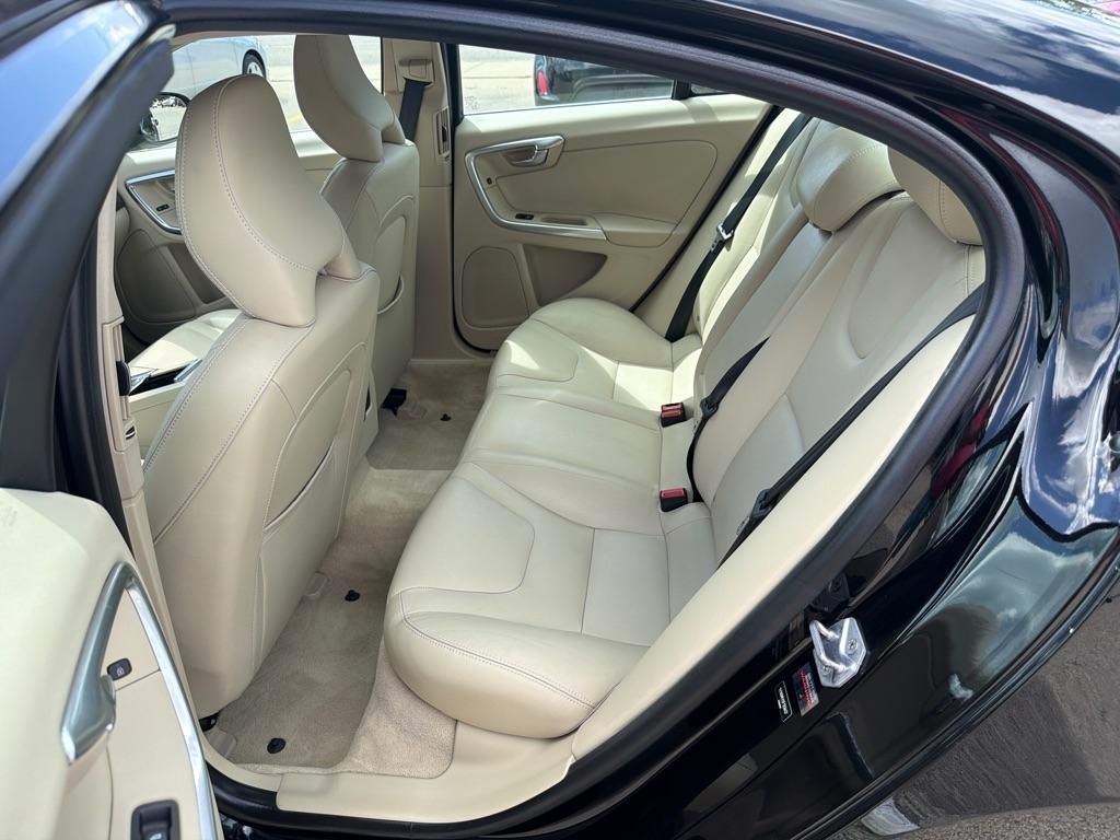 Volvo S60 2015.5 4dr Sdn T5 Drive-E Premier FWD 2015