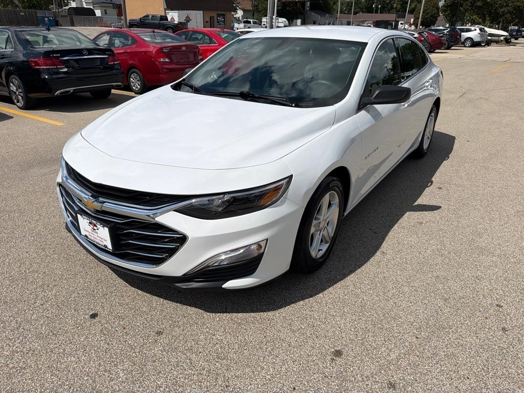 Chevrolet Malibu 4dr Sdn LS w/1LS 2022