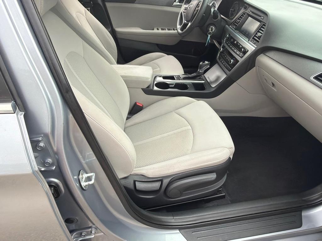 Hyundai Sonata 4dr Sdn 2.4L SE 2016