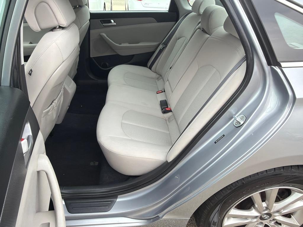 Hyundai Sonata 4dr Sdn 2.4L SE 2016