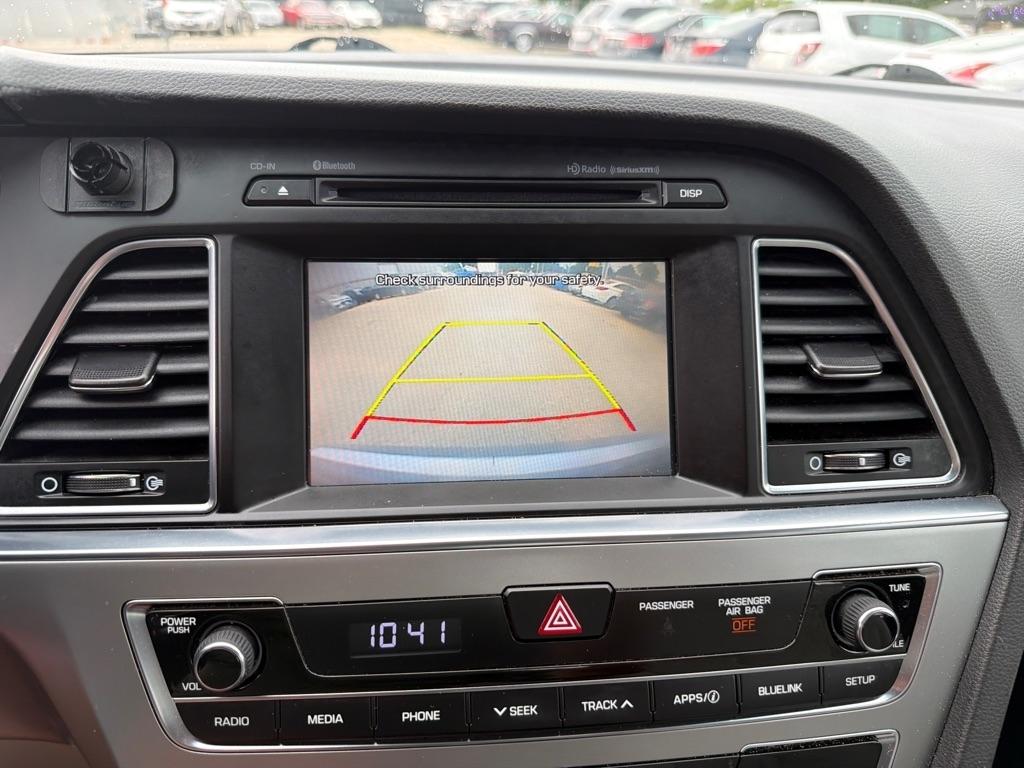 Hyundai Sonata 4dr Sdn 2.4L SE 2016
