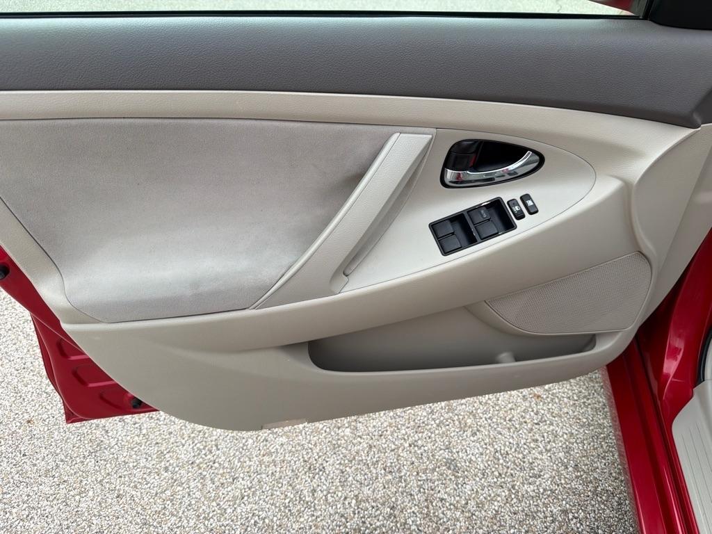 Toyota Camry 4dr Sdn I4 Auto XLE (Natl) 2007