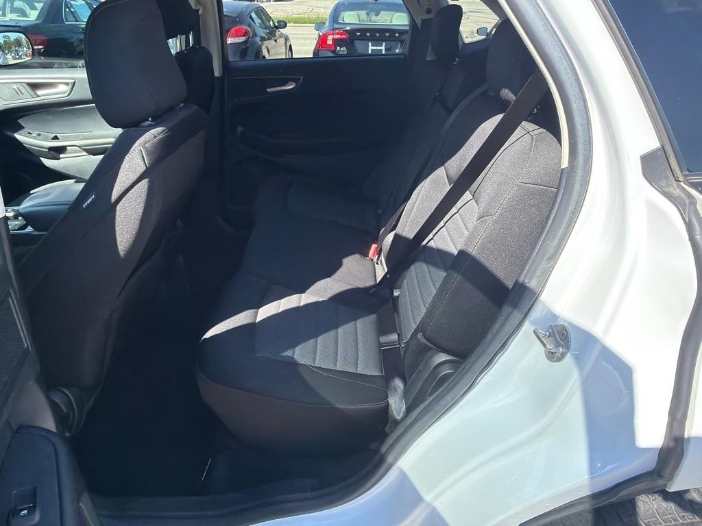 Ford Edge SE FWD 2021