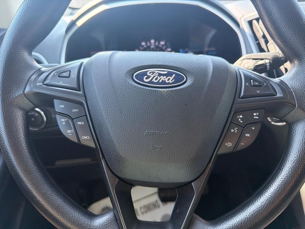 Ford Edge SE FWD 2021
