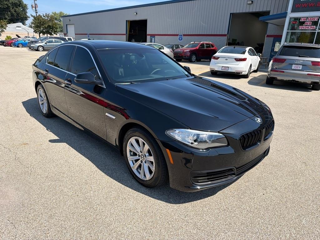 BMW 5 Series 4dr Sdn 528i xDrive AWD 2014