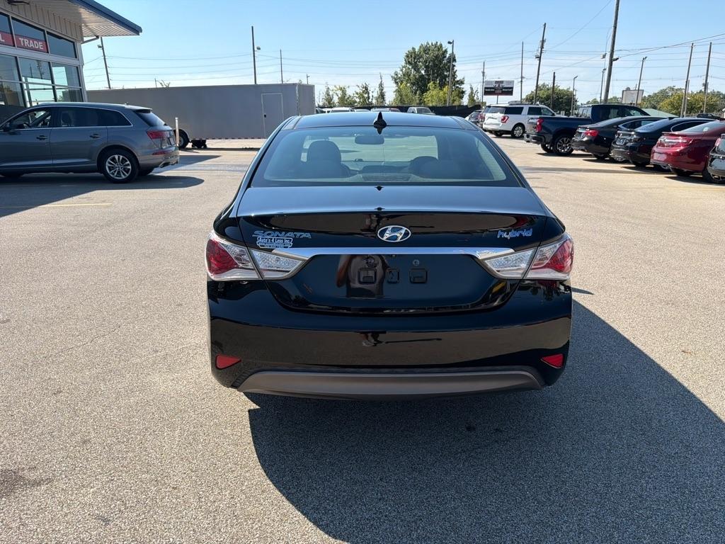 Hyundai Sonata 4dr Sdn 2.4L Auto Hybrid 2011