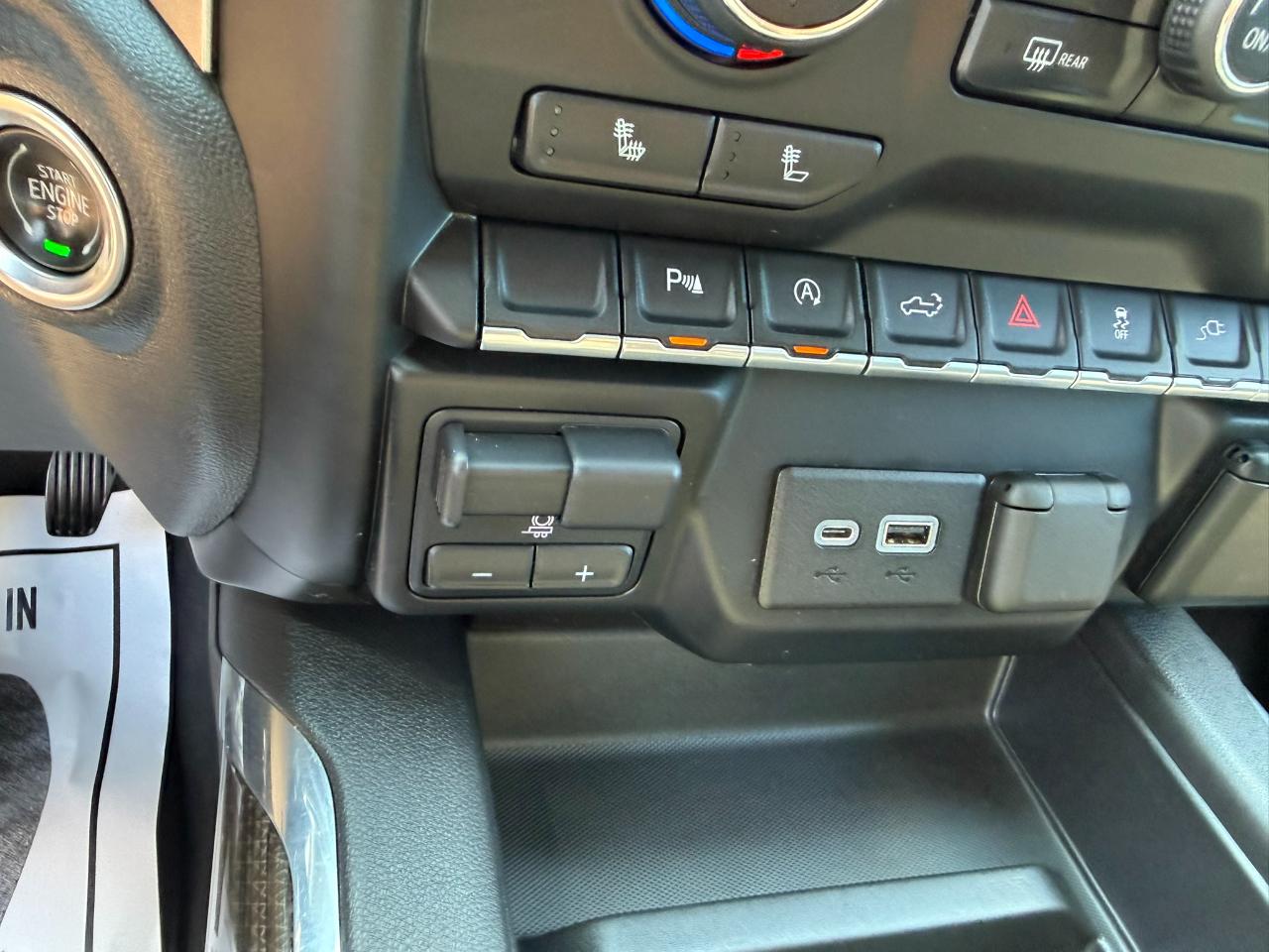 Chevrolet Silverado 1500 4WD Crew Cab 147" RST 2019